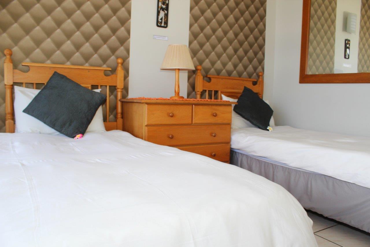 Silver Dolphin Holidays Apartman Amanzimtoti Kültér fotó