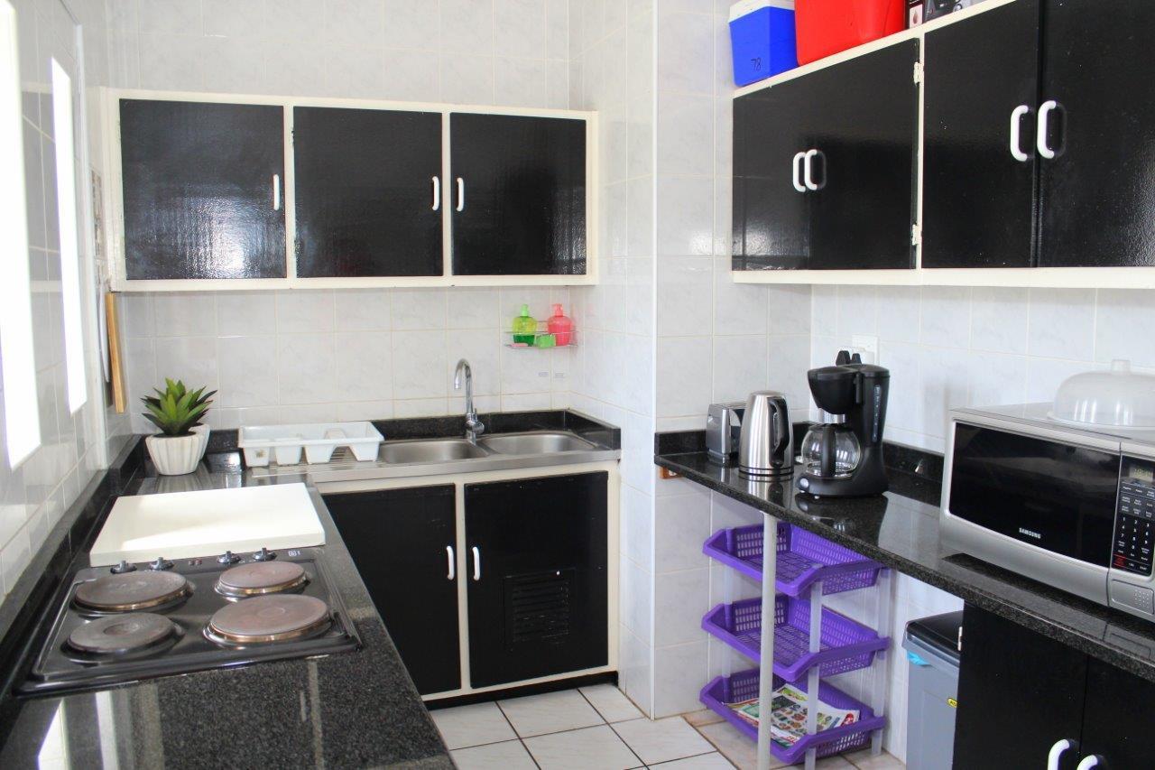 Silver Dolphin Holidays Apartman Amanzimtoti Kültér fotó